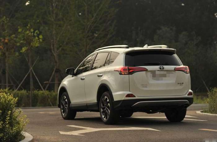 丰田rav4荣放2.0l车主的感受,rav4荣放二驱车主使用感受