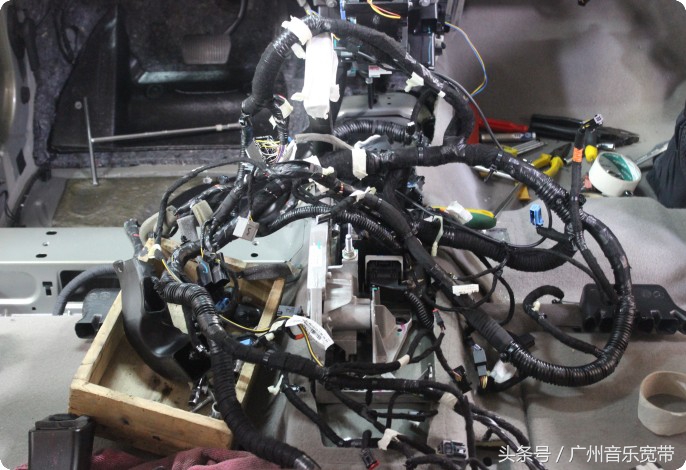 雪佛兰景程隔音除臭,雪佛兰景程隔音最佳方案