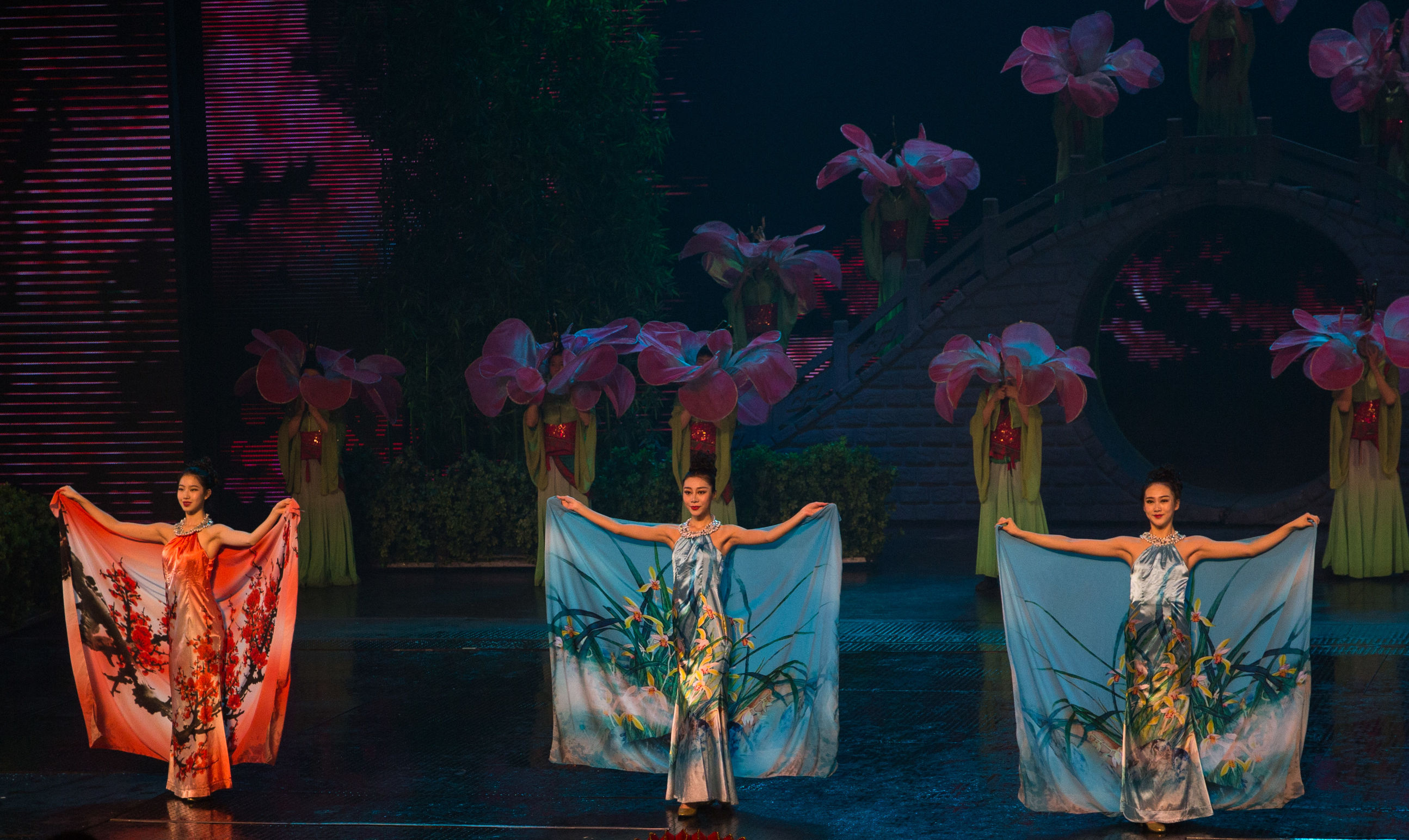 杭州宋城千古情人多吗,宋城千古情观看人数