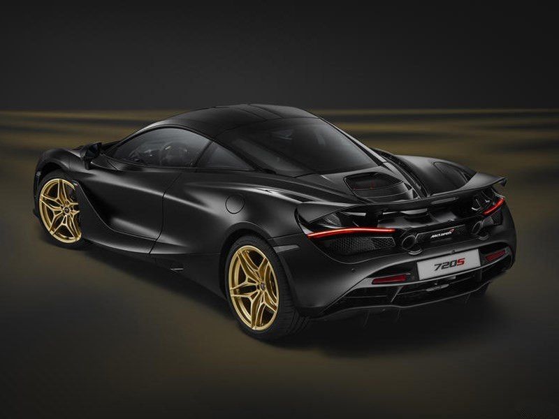 外带24K黄金轮毂，内设折叠式仪表盘，它一出场法拉利都叫好！