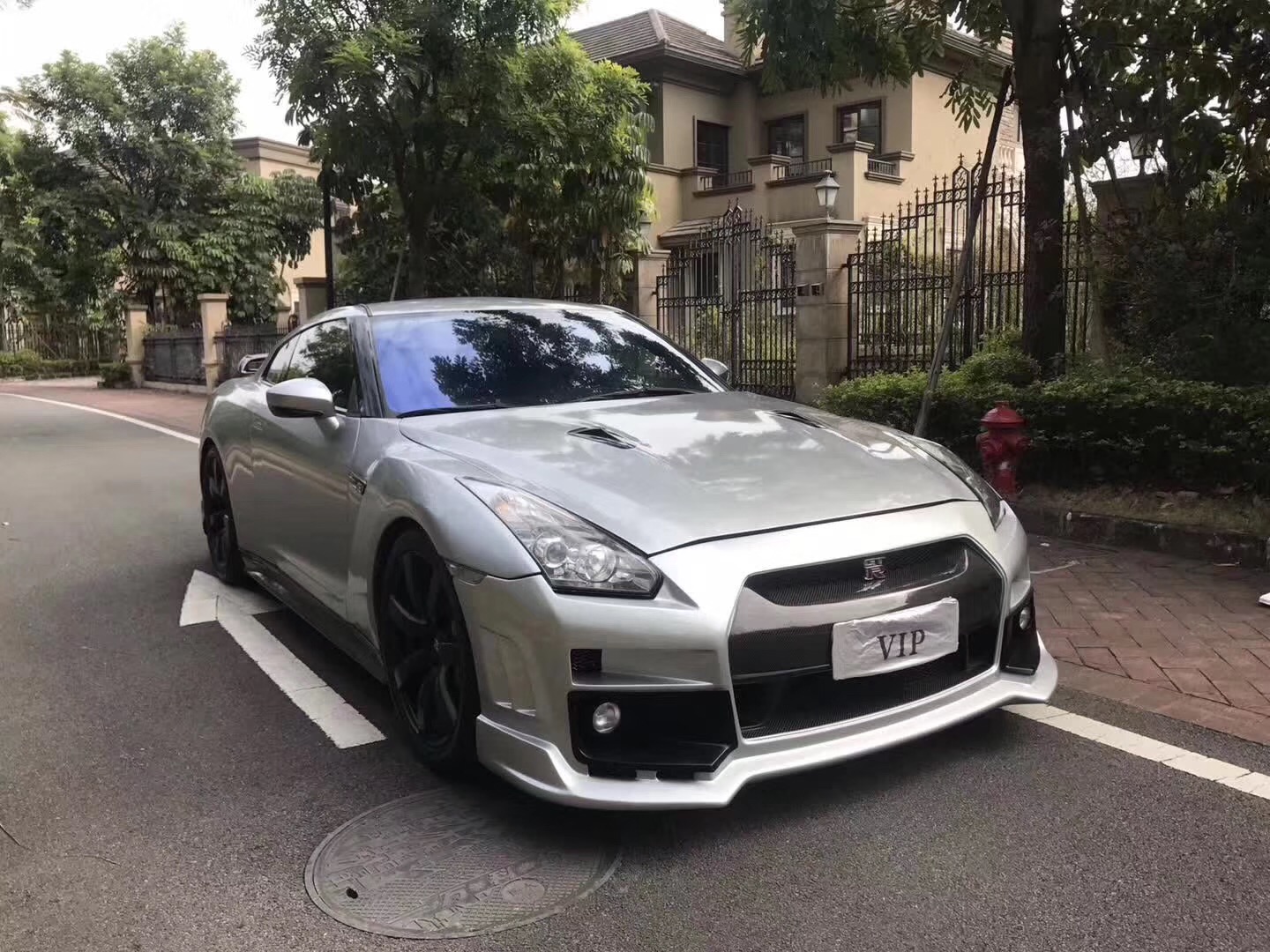 日产GTR落地198万，加快猛兽，东洋站神