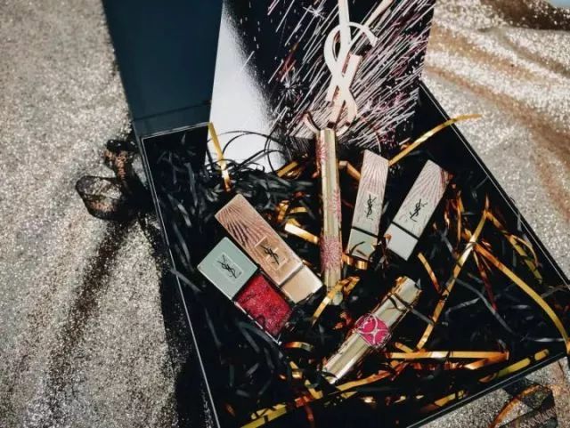 圣诞新年口红,ysl最新款限量口红