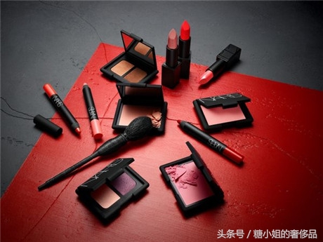 兰蔻新春限量小红瓶,兰蔻限定新色真的绝美