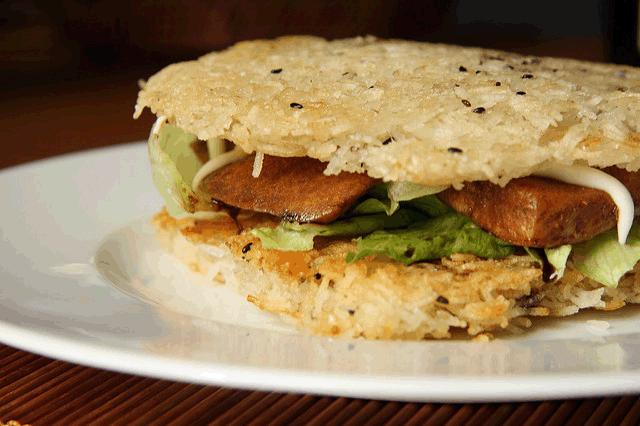 做一个真正的汉堡,如何做一个正宗的汉堡