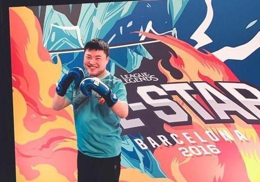 uzi和meiko最近频繁韩服上分,2018uzimeiko