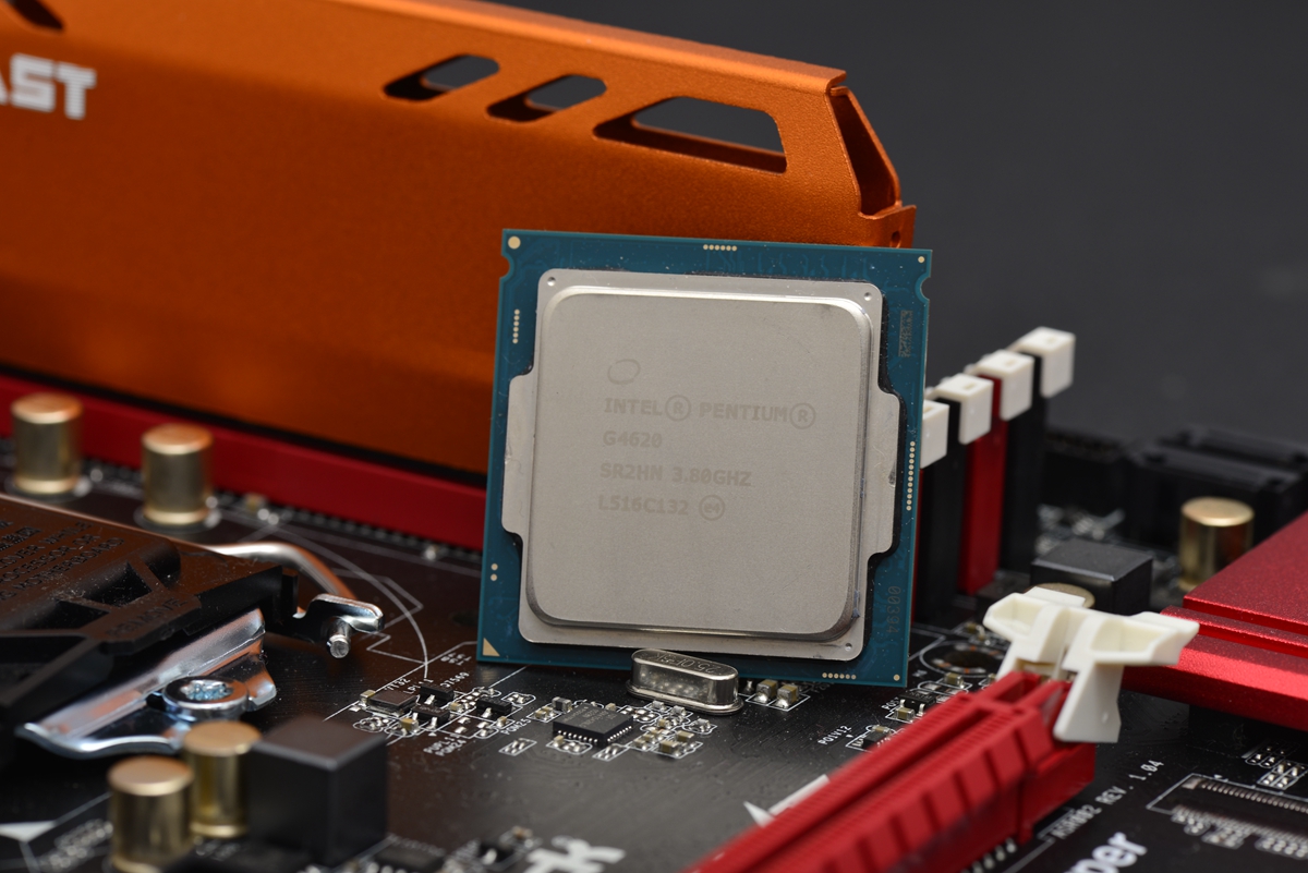 存储大厂刚出内存就发福利，2400就能超3200