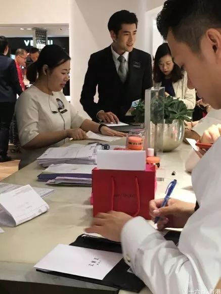 你能够穷但是不要廉价,你能够穷但千万别廉价