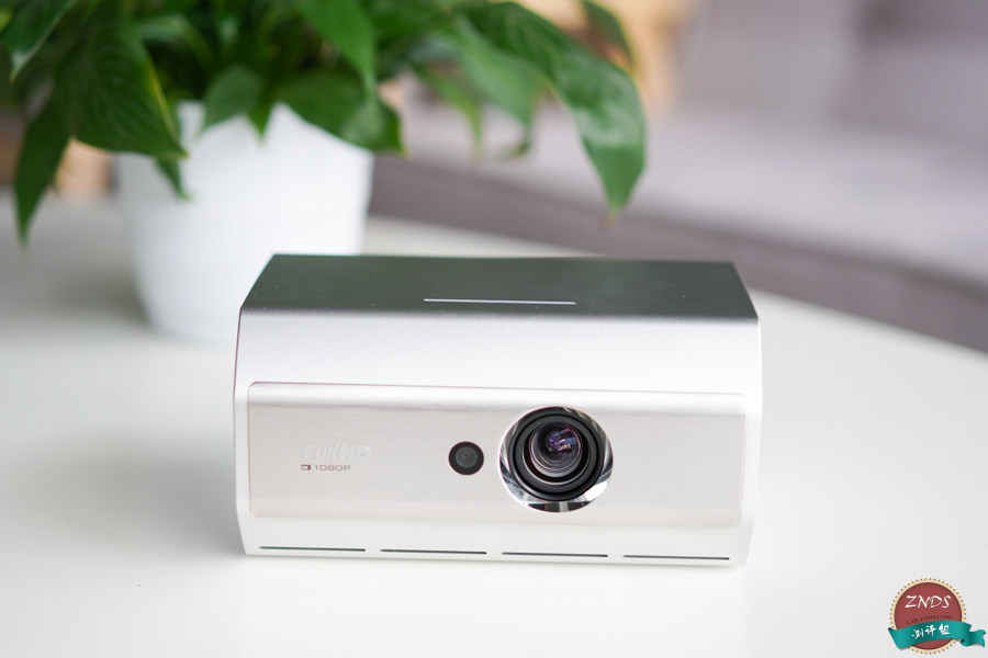 微鲸32寸电视怎么样,微鲸m1投影评测