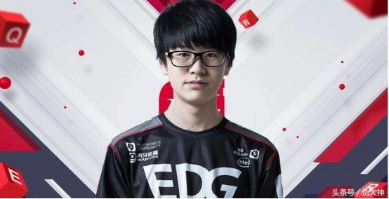 lol10周年明星表演赛小狗5杀,2020lol全球总决赛小狗