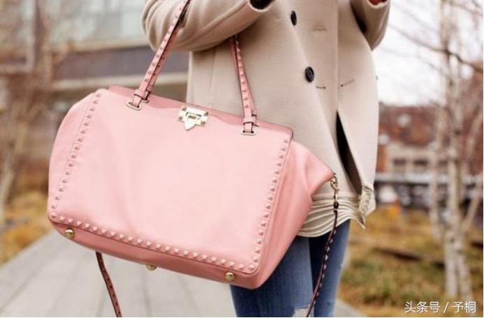 有铆钉的大牌包包,铆钉包包高级感