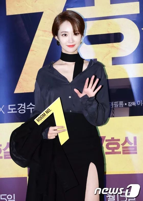 本周TA最潮｜水晶雪莉一酷一美防弹茶蛋*服私**完美碾压