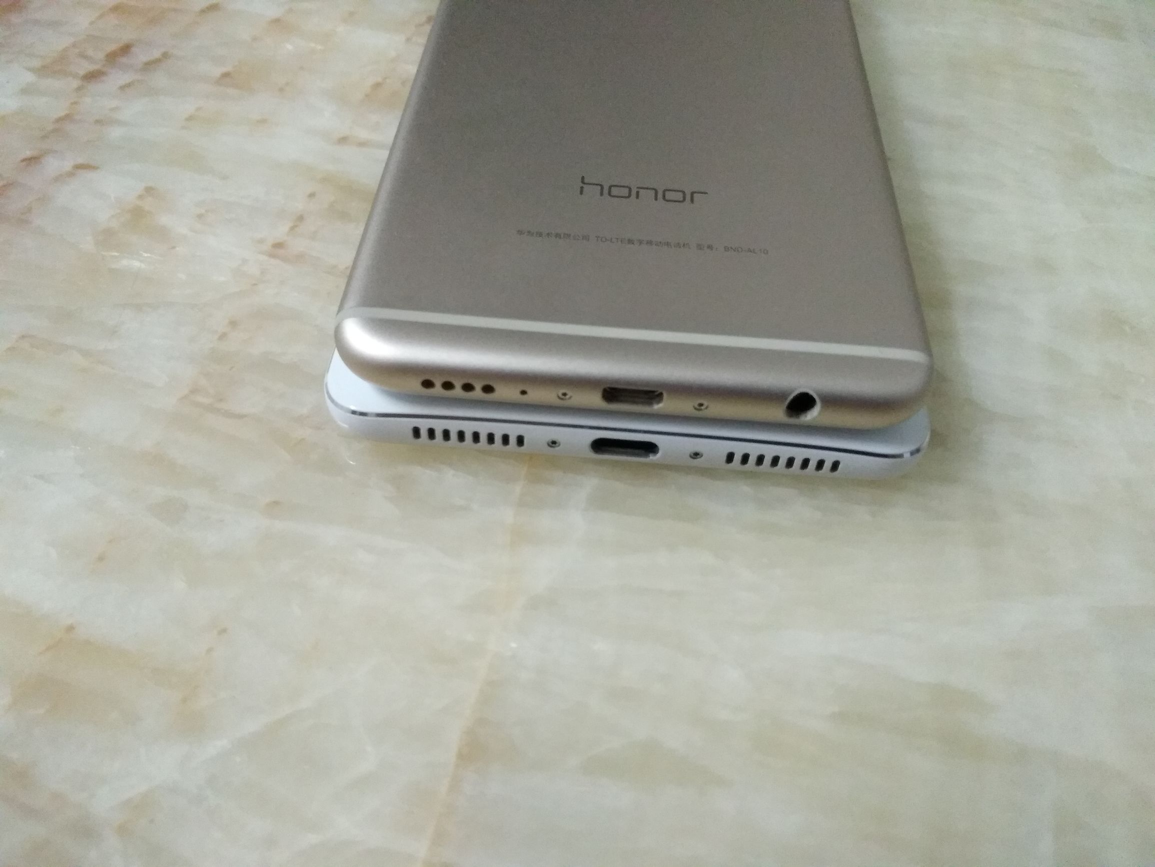 荣耀畅玩7x全面屏手势操作,1499荣耀7x全面屏