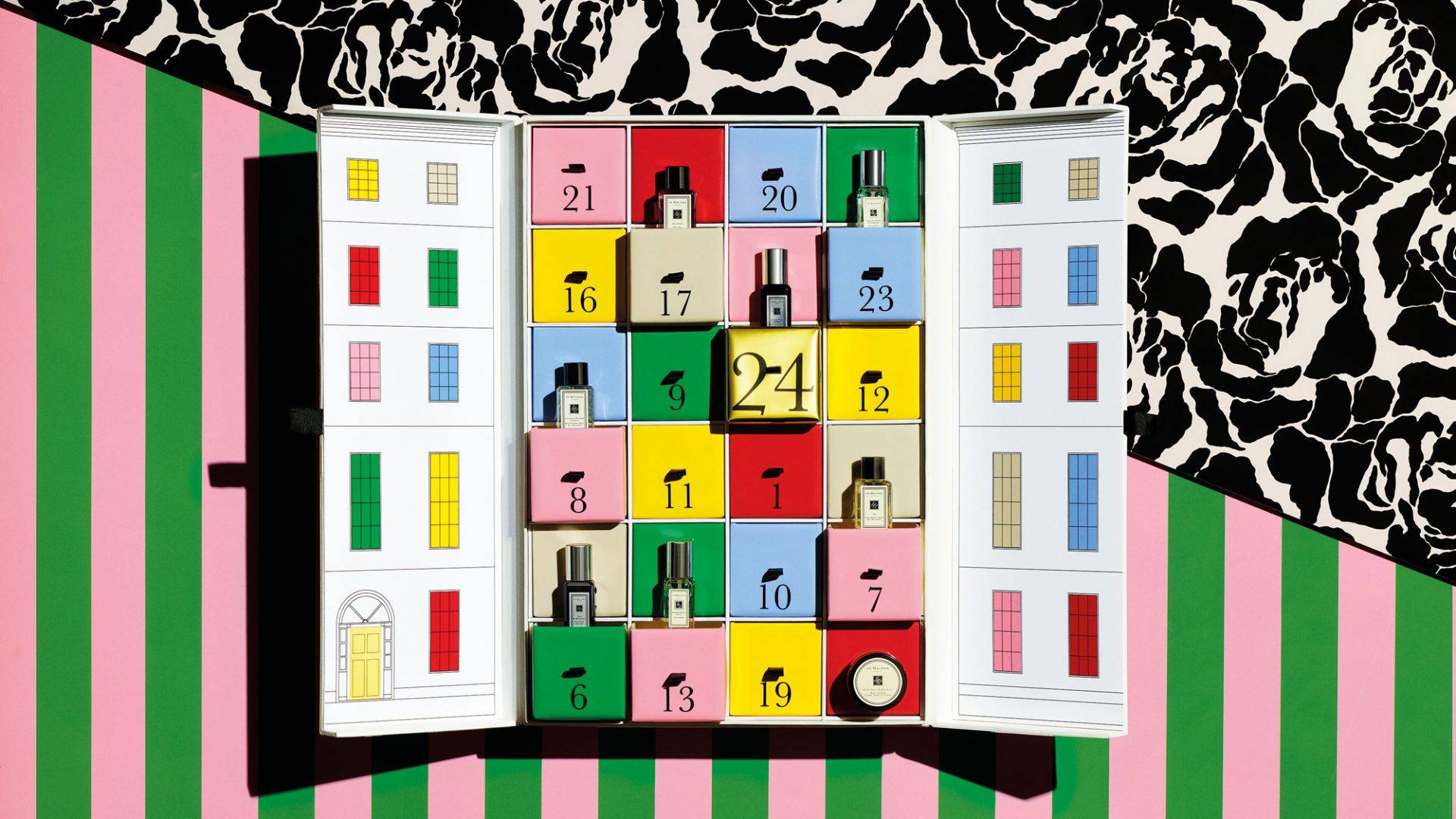 大牌圣诞倒数日历盲盒,mac圣诞倒数日历盲盒2023专柜版