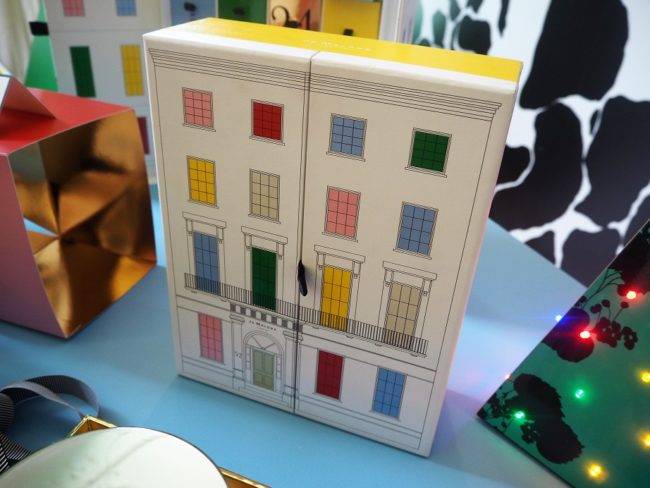 大牌圣诞倒数日历盲盒,mac圣诞倒数日历盲盒2023专柜版