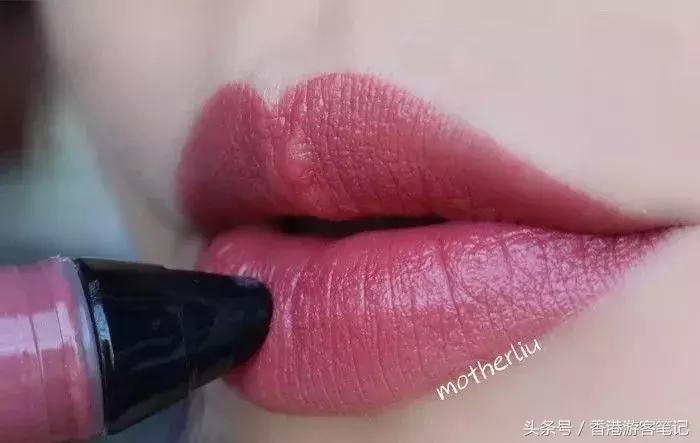 在香港买迪奥口红多少钱一支,香港买阿玛尼口红多少钱