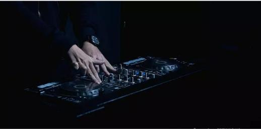 dj音乐推荐打碟机,经典dj打碟机