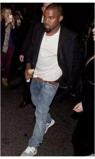 红遍全宇宙的“袜子鞋”，就问你懂多少？