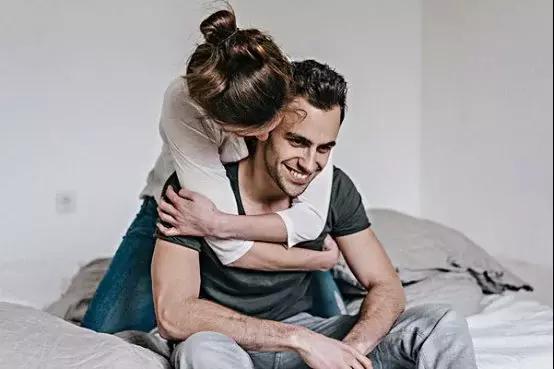 十字对开海尔3000左右冰箱推荐,冰箱十字对开和双开门哪个费电