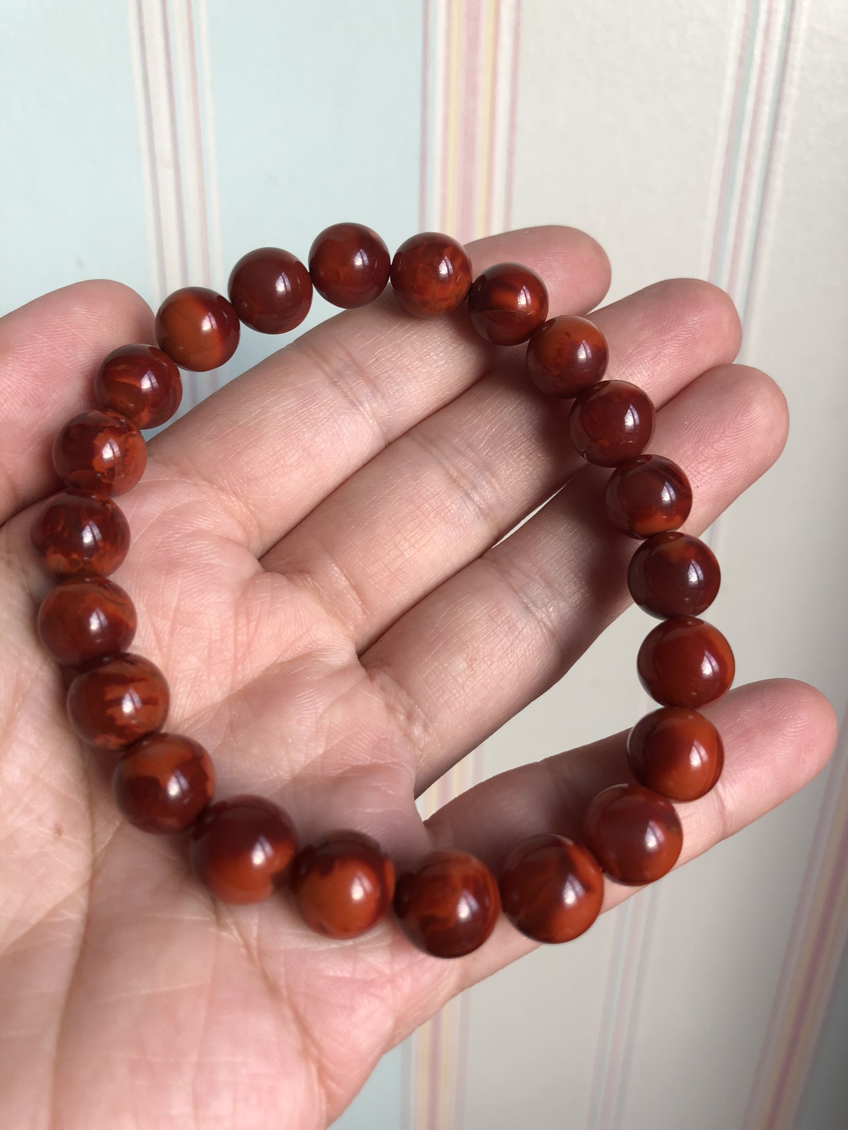 直播卖翡翠玉石是真的吗,珠宝直播卖玉石靠谱吗