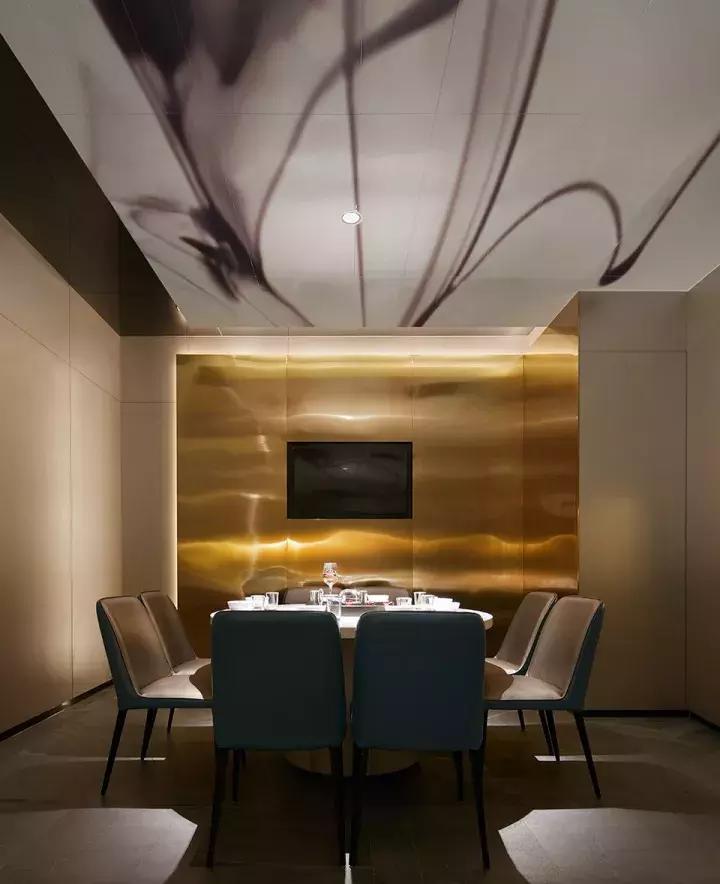 海底捞改变传统火锅模式,海底捞火锅告捷创新秘诀