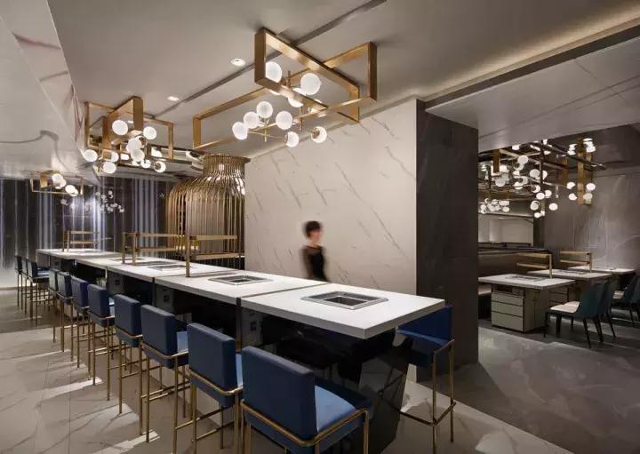 海底捞改变传统火锅模式,海底捞火锅告捷创新秘诀