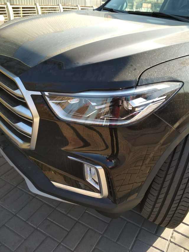 上汽大通d90和荣威rx8区别,上汽大通d90值得入手吗