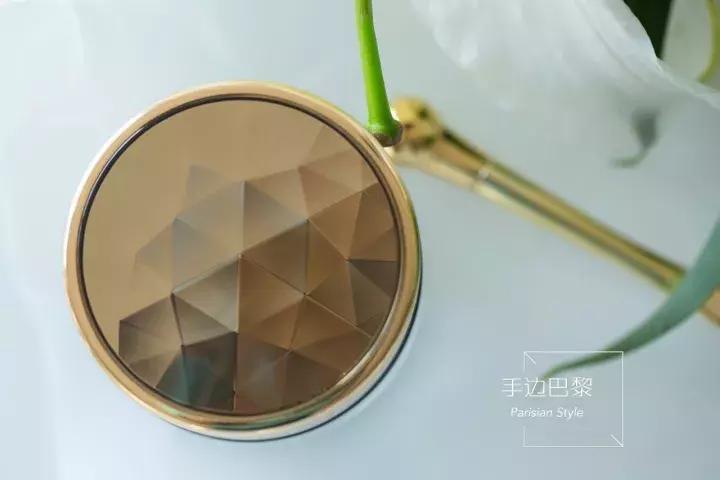 雅诗兰黛白金级蕴能黑钻眼霜真假,雅诗兰黛白金级蕴能黑钻系列