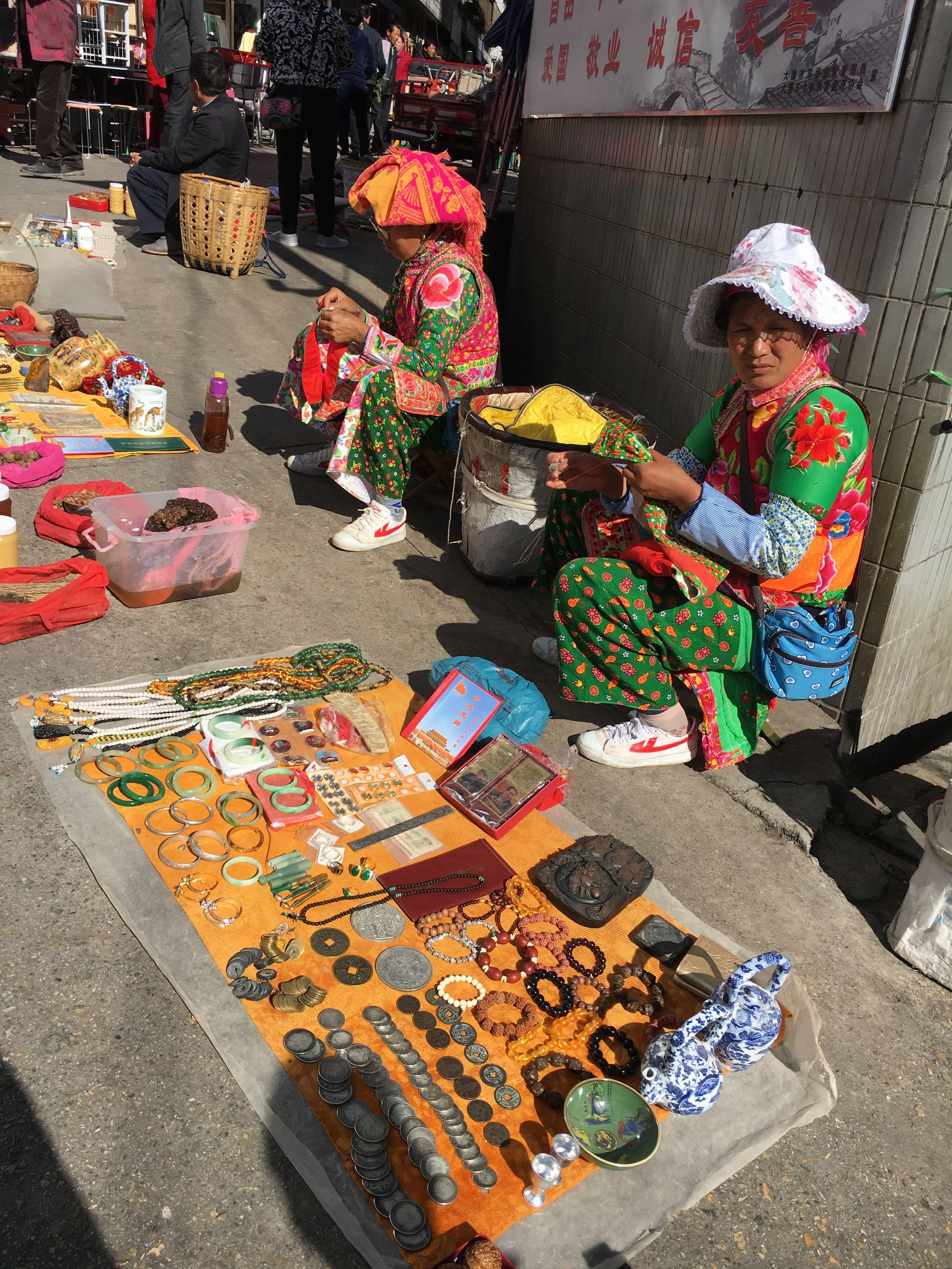 带你去看大理这些小众之地,大理二手家具旧货市场