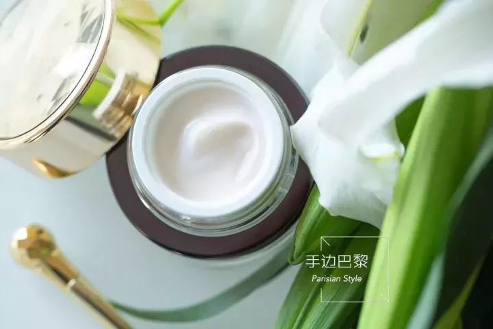 雅诗兰黛白金级蕴能黑钻眼霜真假,雅诗兰黛白金级蕴能黑钻系列