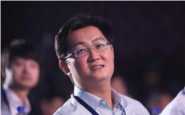 去腾讯上班好还是考公务员好,进腾讯上班需要具备的条件