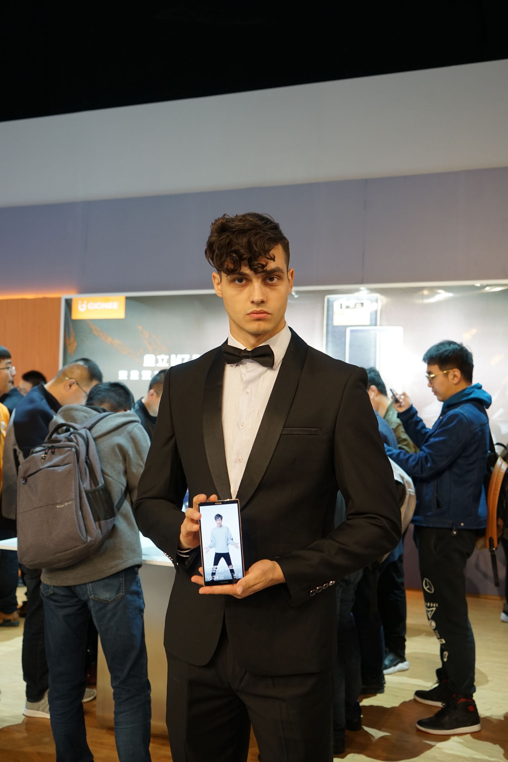 金立全面屏价格表,金立999元的全面屏手机