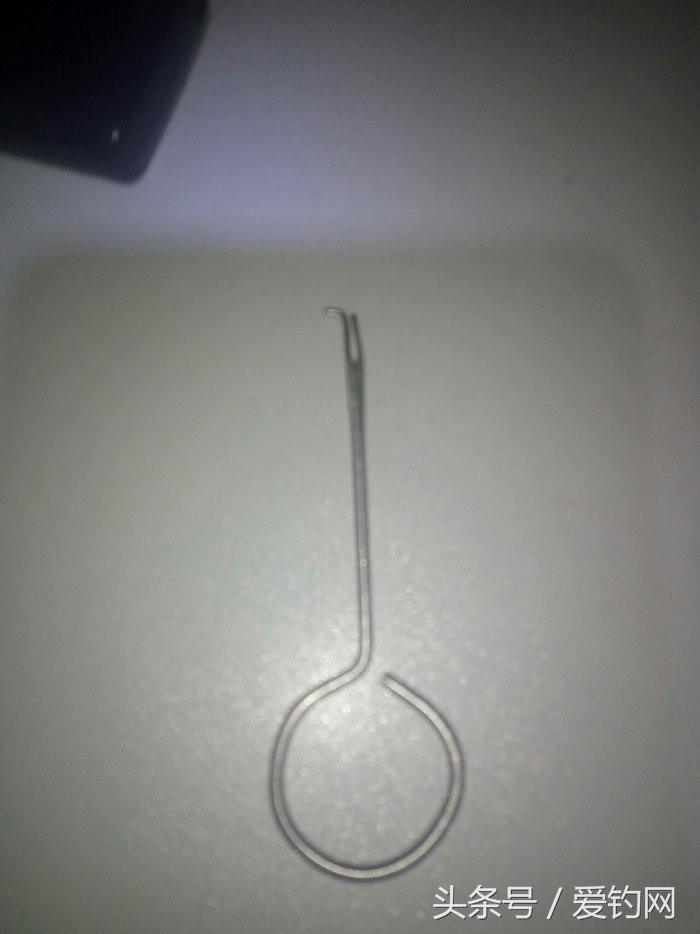 如何使用钓钩绑线器,钓鱼单钩绑线器全套方法
