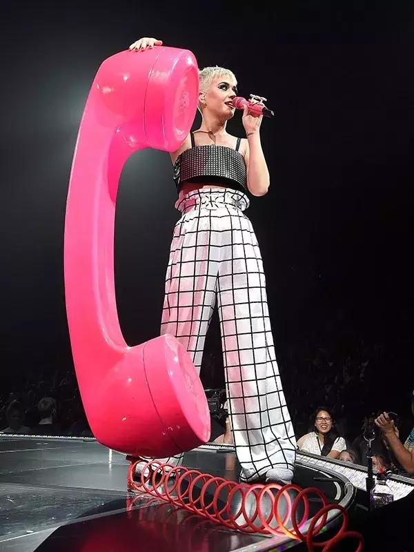 水果姐katyperry成名作,水果姐katyperry现场