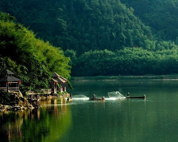 来肇庆端州旅游去哪玩,去肇庆市旅游带什么手信