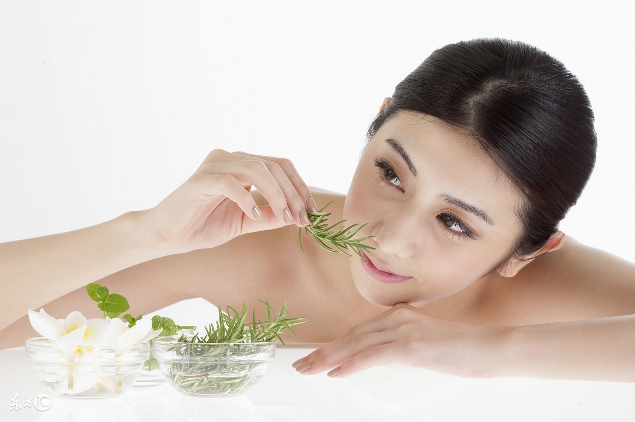 祛痘印方法在家就能够用,在家就能做的淡化痘印的小妙招