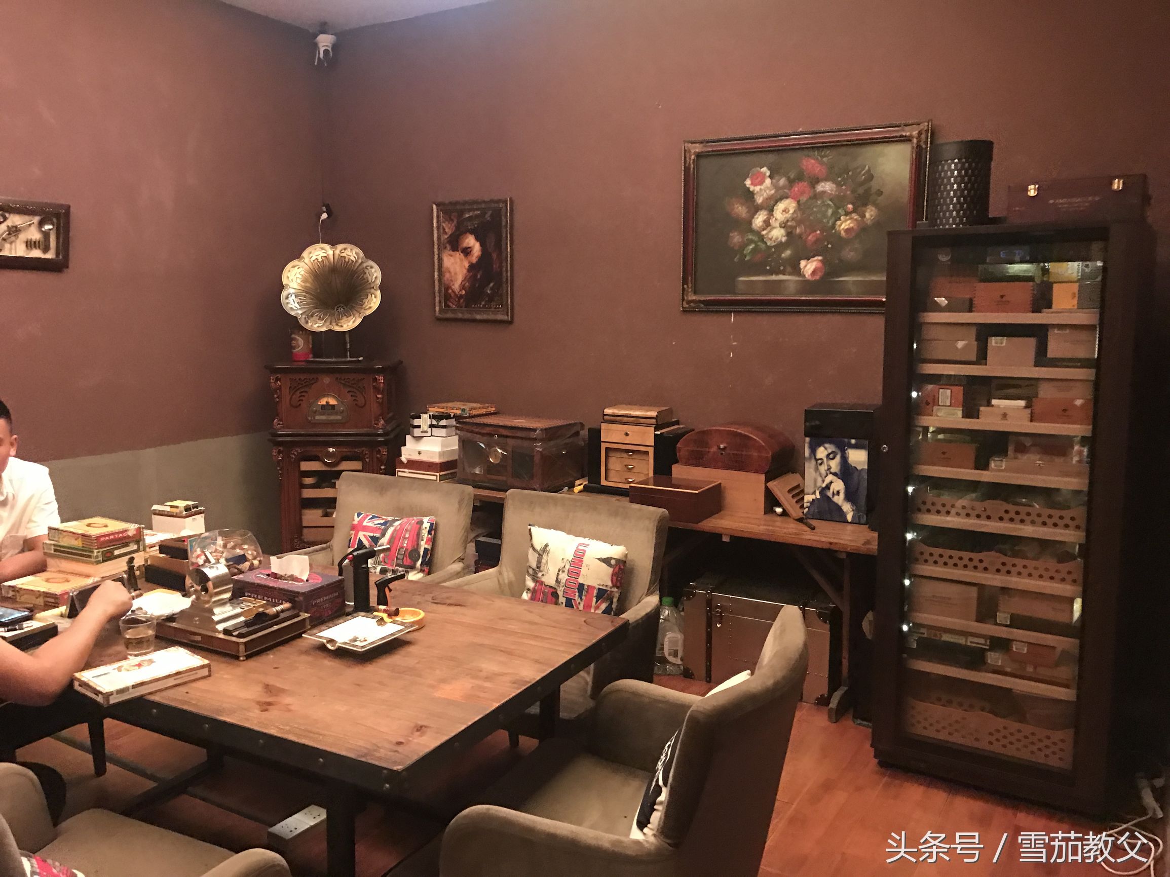 新手雪茄盒的保湿盒怎么用,抽雪茄必须知道的十大禁忌