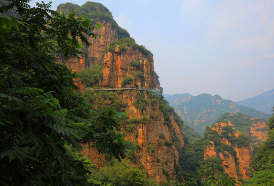全球最惊险的玻璃栈道,中国最惊险恐怖的玻璃栈道