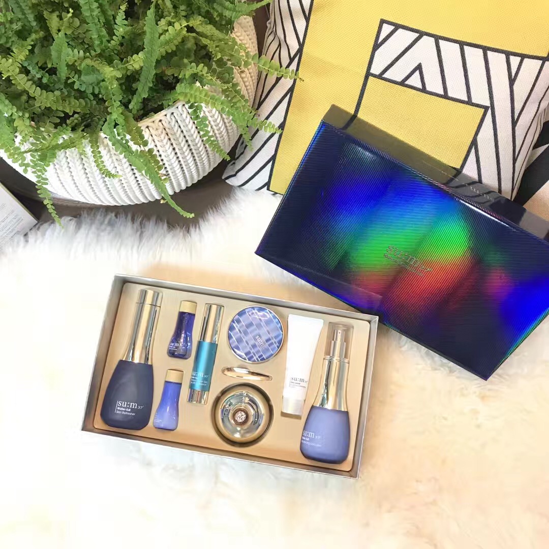 法国护肤套盒怎么样啊好用吗 (护肤套装紧致抗老套盒哪个好)