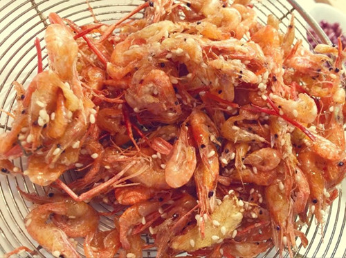 炸河虾又酥又大,干炸酥脆的小河虾
