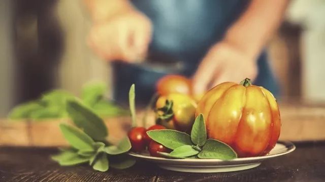 食物的相生相克有道理吗,食物相生相克的书对营养师有用吗