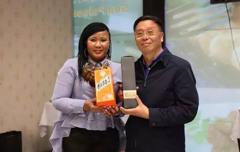 把茅台酒卖到南非，把中国故事讲给世界听