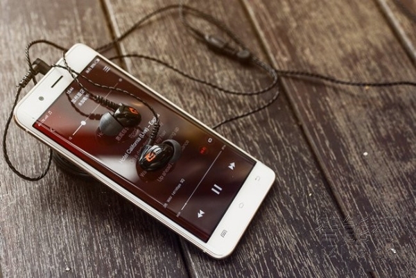 各品牌新机推荐,今年热卖的新机最值得推荐