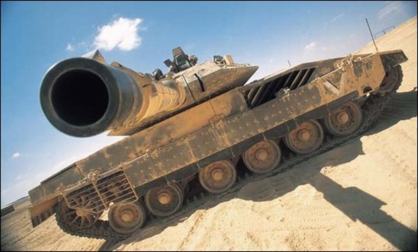 历经数次战争洗礼的以色列“梅卡瓦”主战坦克