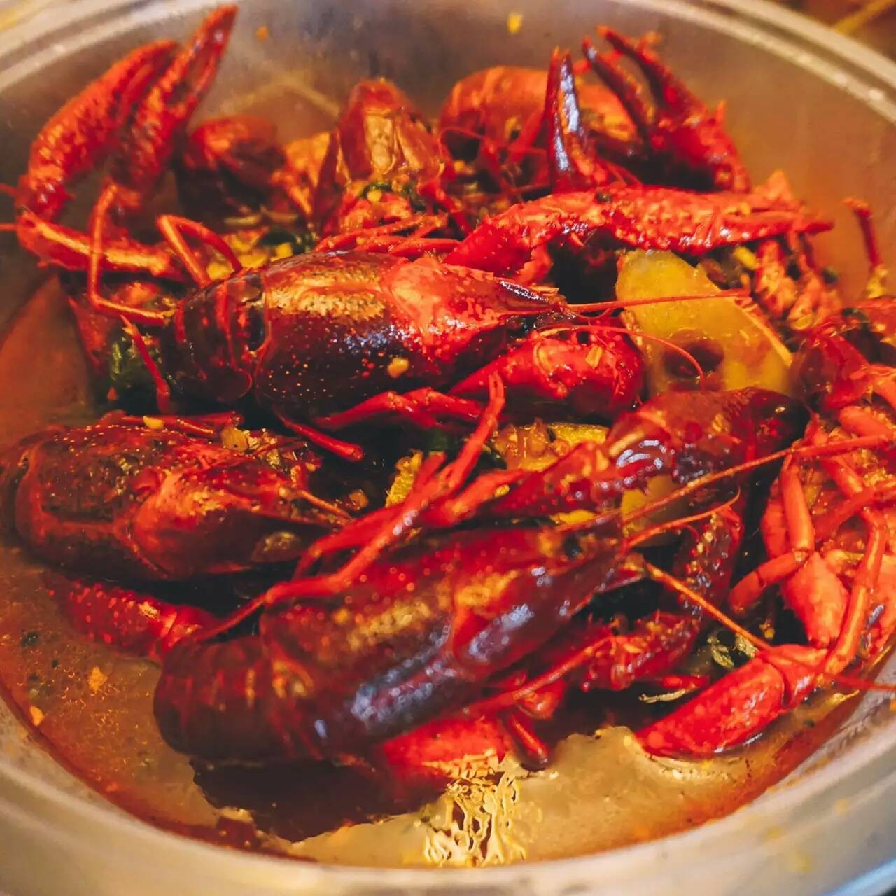 就算你开着玛莎拉蒂，*博兰**基尼也不一定能吃到她家龙虾，每天就这