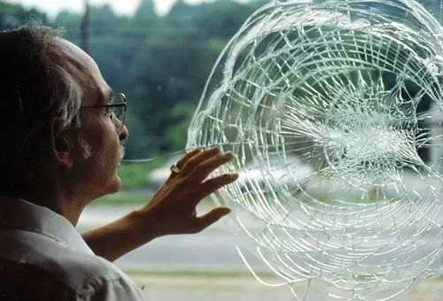 汽车贴膜原车膜不撕下来能够贴吗 (普通车膜贴膜价格一览表2021)