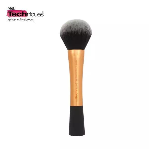 生活费2000的大学生买什么化妆品,学生党3000零花钱化妆品