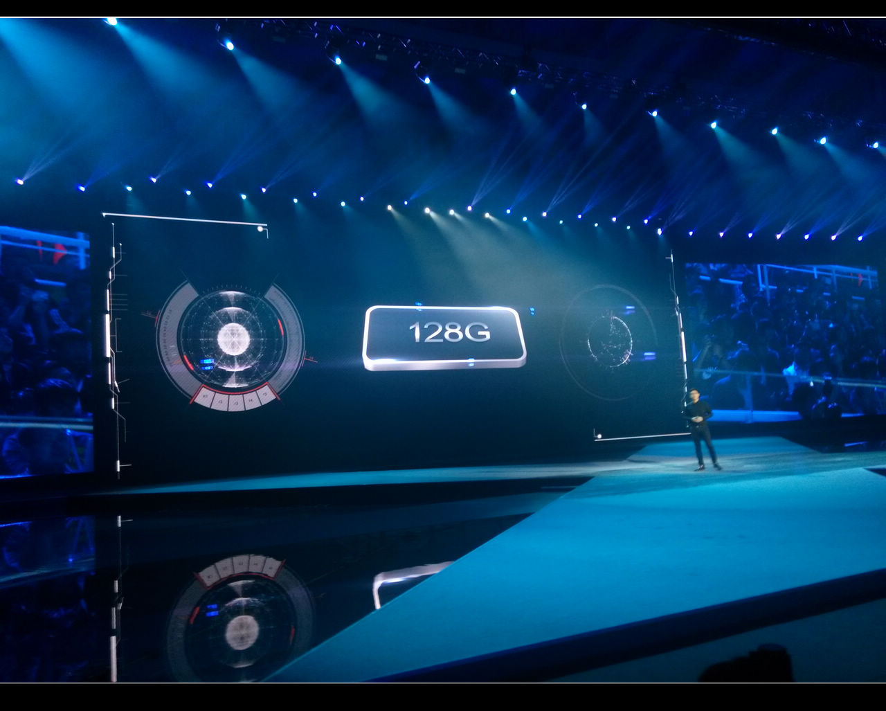 vivoxplay5旗舰版是最强机吗,vivoxplay5旗舰版什么样子