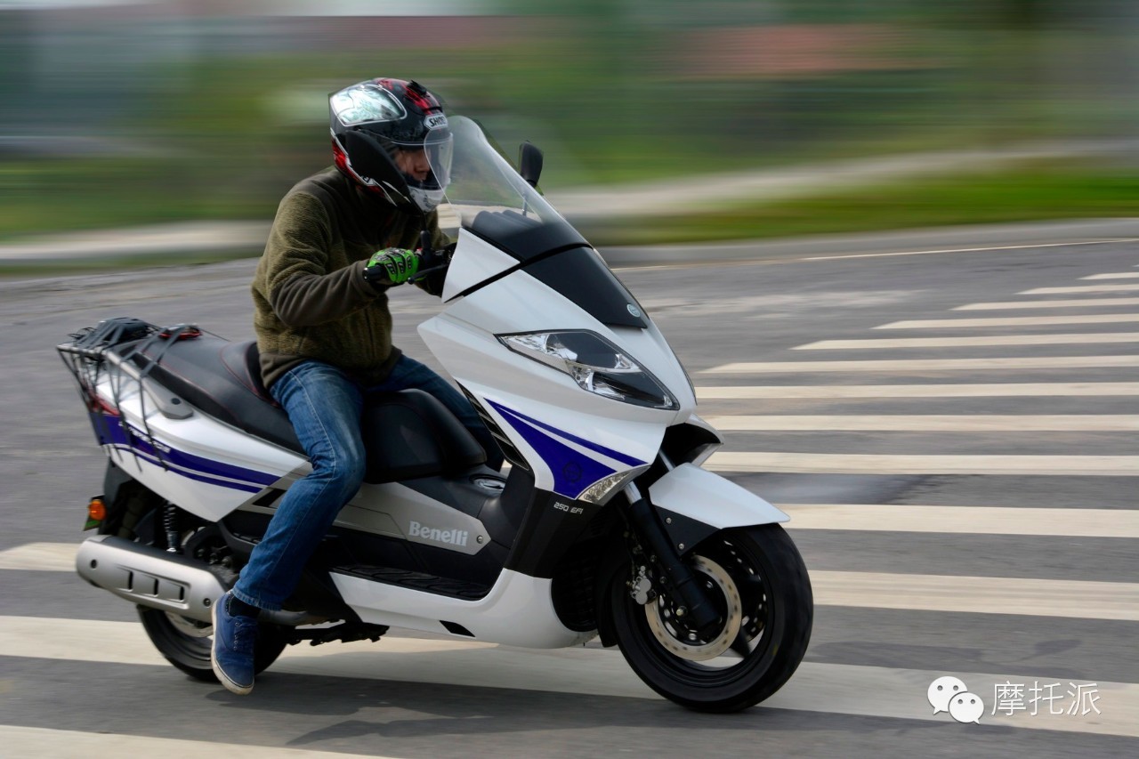 全国首测2016款银刃-刃在烧