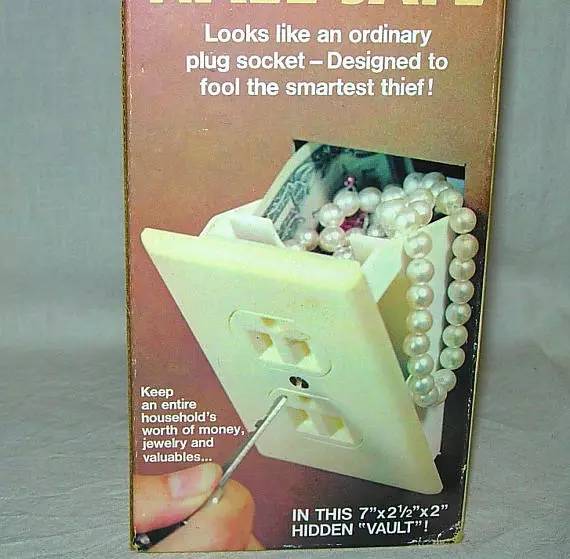 喂，110吗，你家插座炸啦！