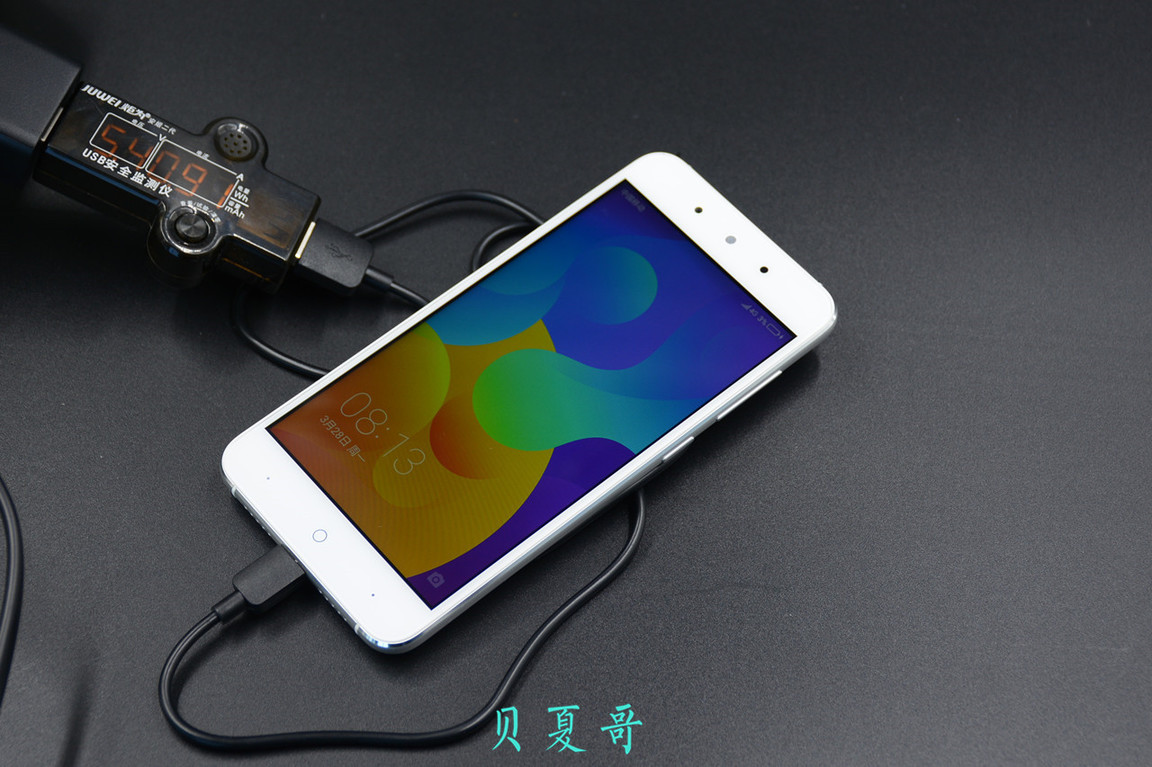 4无忌惮：360手机F4硬件与功耗（视频）